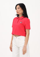 TOMMY JEANS Polo a manica corta rosso fragola da donna dal taglio cropped DW0DW21363 XK3 TOMMY JEANS 