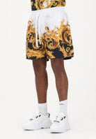 VERSACE JEANS COUTURE Shorts bianco e nero da uomo con stampa Wave Couture 80GADD16CQ23D GL2 VERSACE JEANS COUTURE 