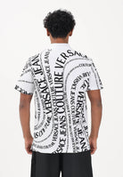 VERSACE JEANS COUTURE Polo a manica corta bianca da uomo con stampa Logomania 80GAG6R0JS556 L02 VERSACE JEANS COUTURE 