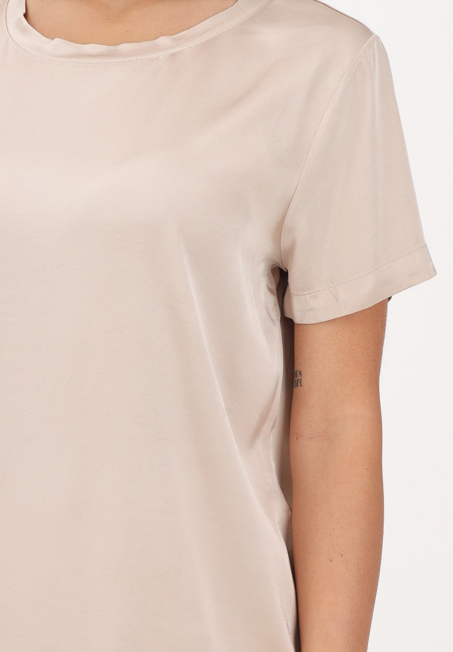 VICOLO t-shirt in satin elasticizzato beige donna. AB0083 BE VICOLO 