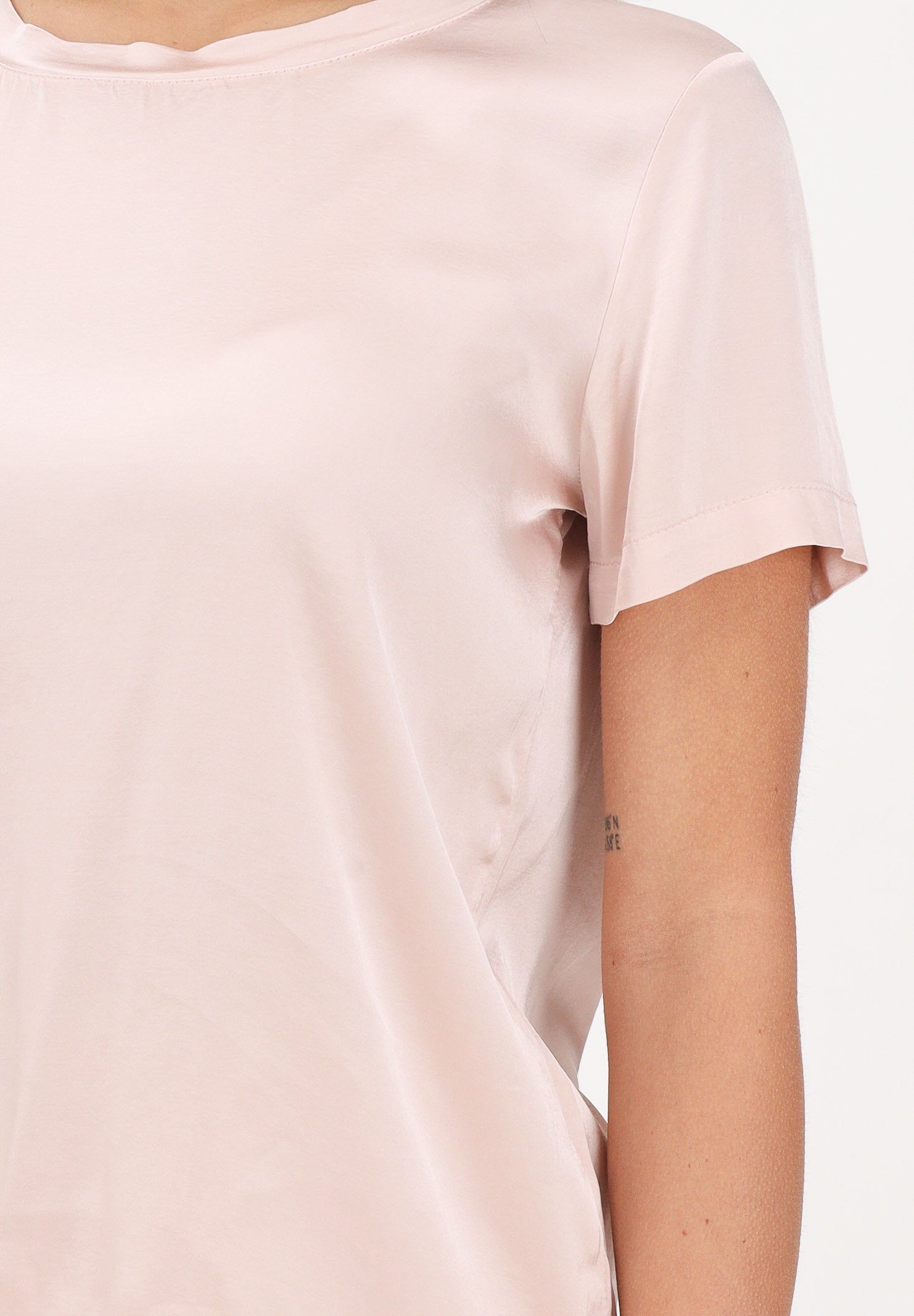 VICOLO t-shirt in satin elasticizzato rosa donna. AB0083 RO VICOLO 