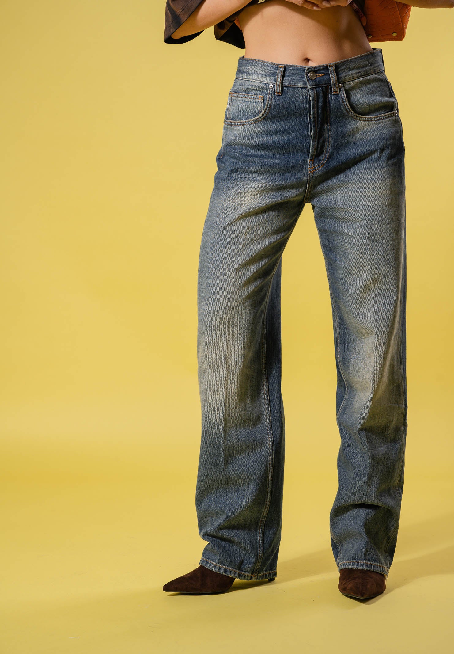 VICOLO Jeans Adriana in denim medio da donna con leggere sfumature used DAB5035 DEBL VICOLO 