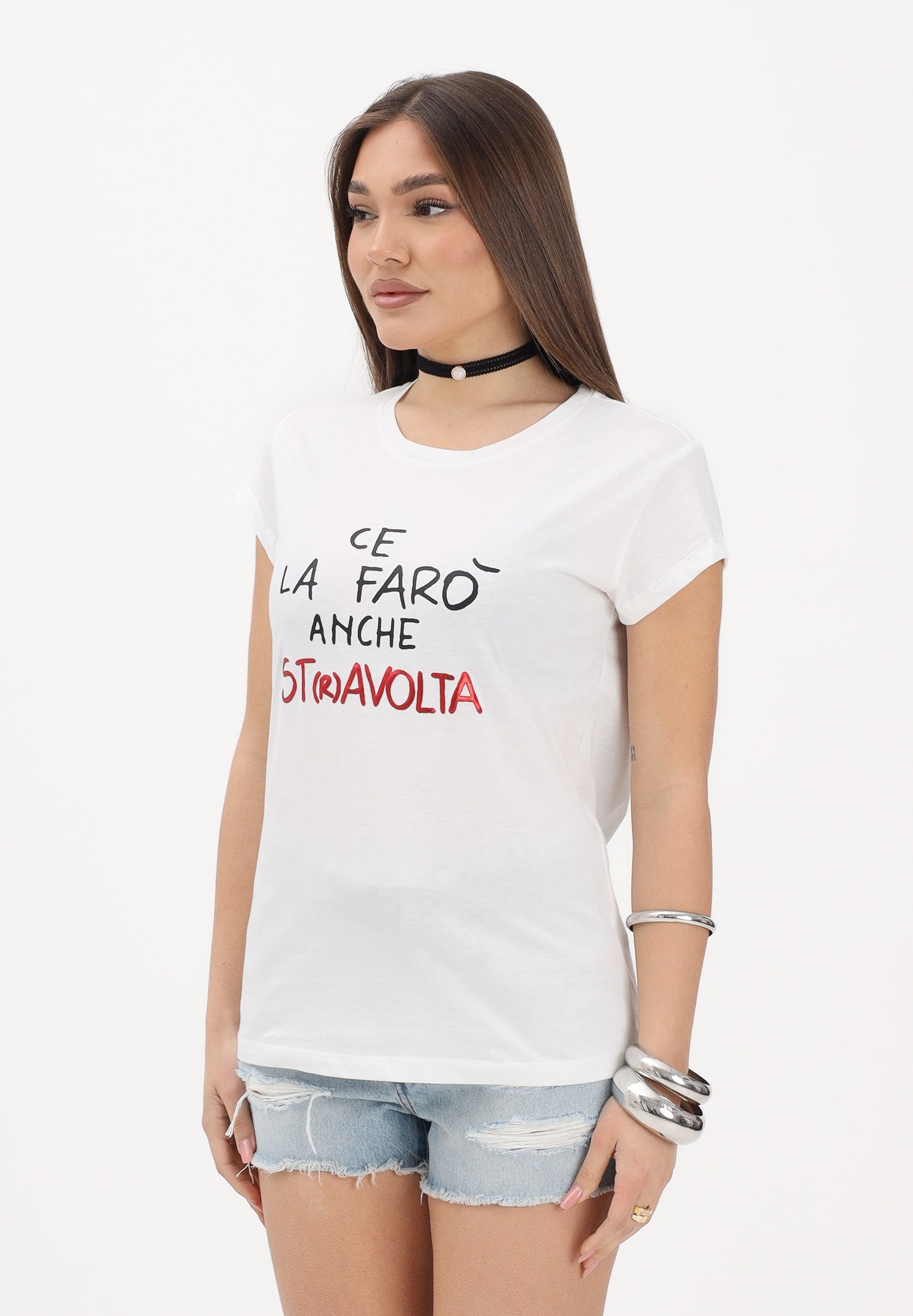 VICOLO T-shirt a manica corta bianca da donna con stampa "Ce la farò anche stravolta" RAB0634 02 VICOLO 