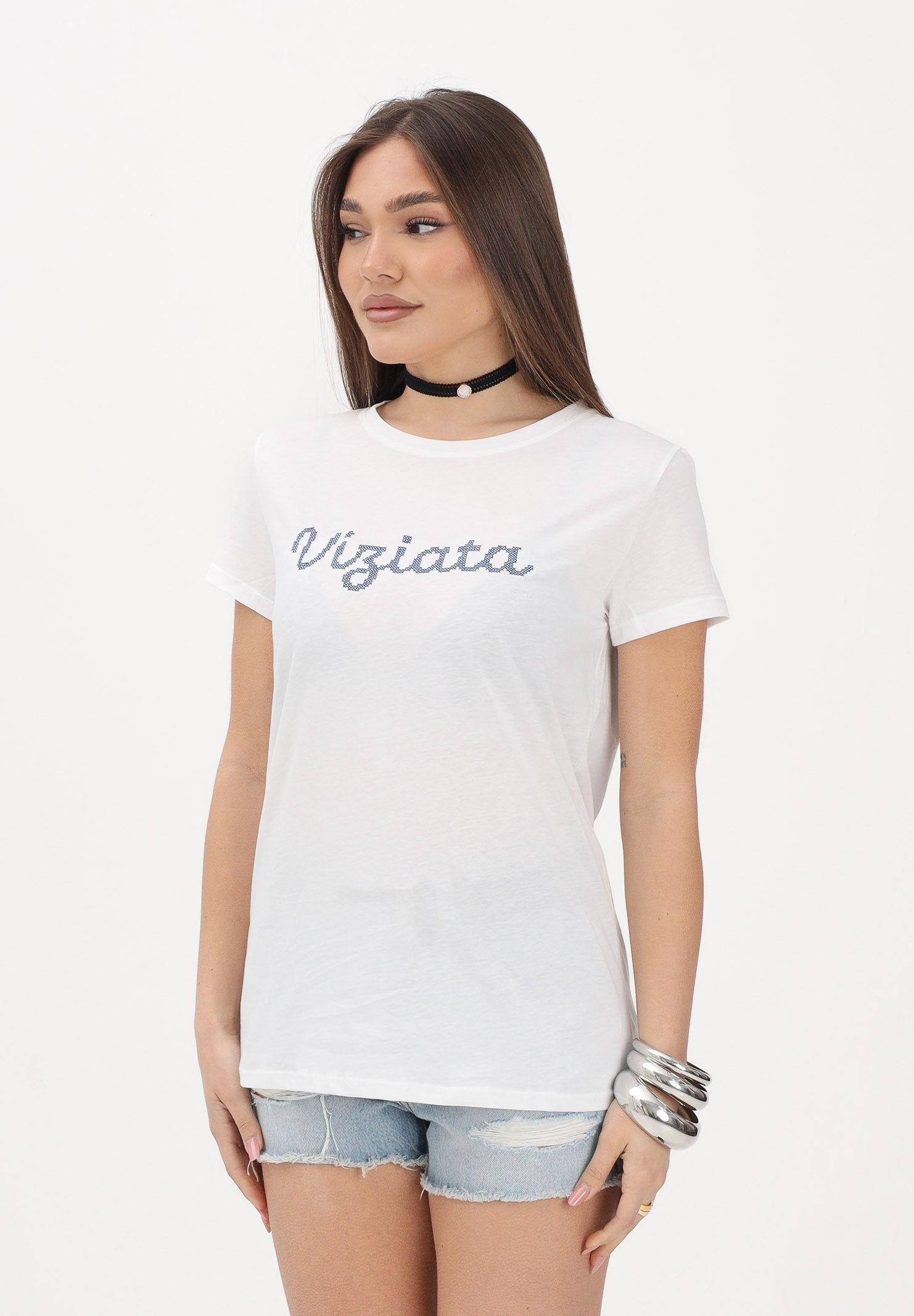 VICOLO T-shirt a manica corta bianca da donna con stampa "Viziata" RAB0682 02 VICOLO 