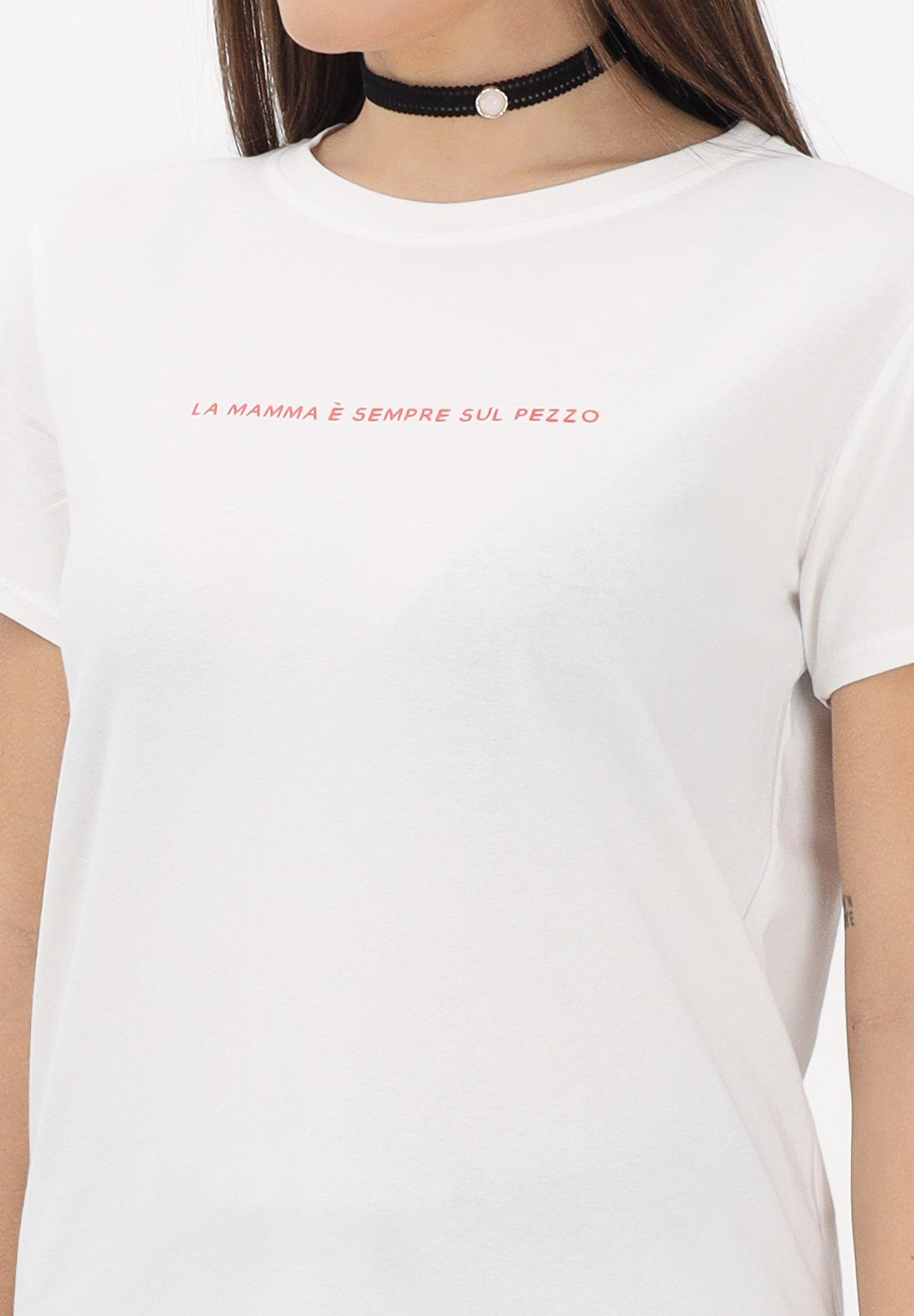 VICOLO T-shirt a manica corta bianca da donna con stampa "La mamma è sempre sul pezzo" RAB0739 02 VICOLO 