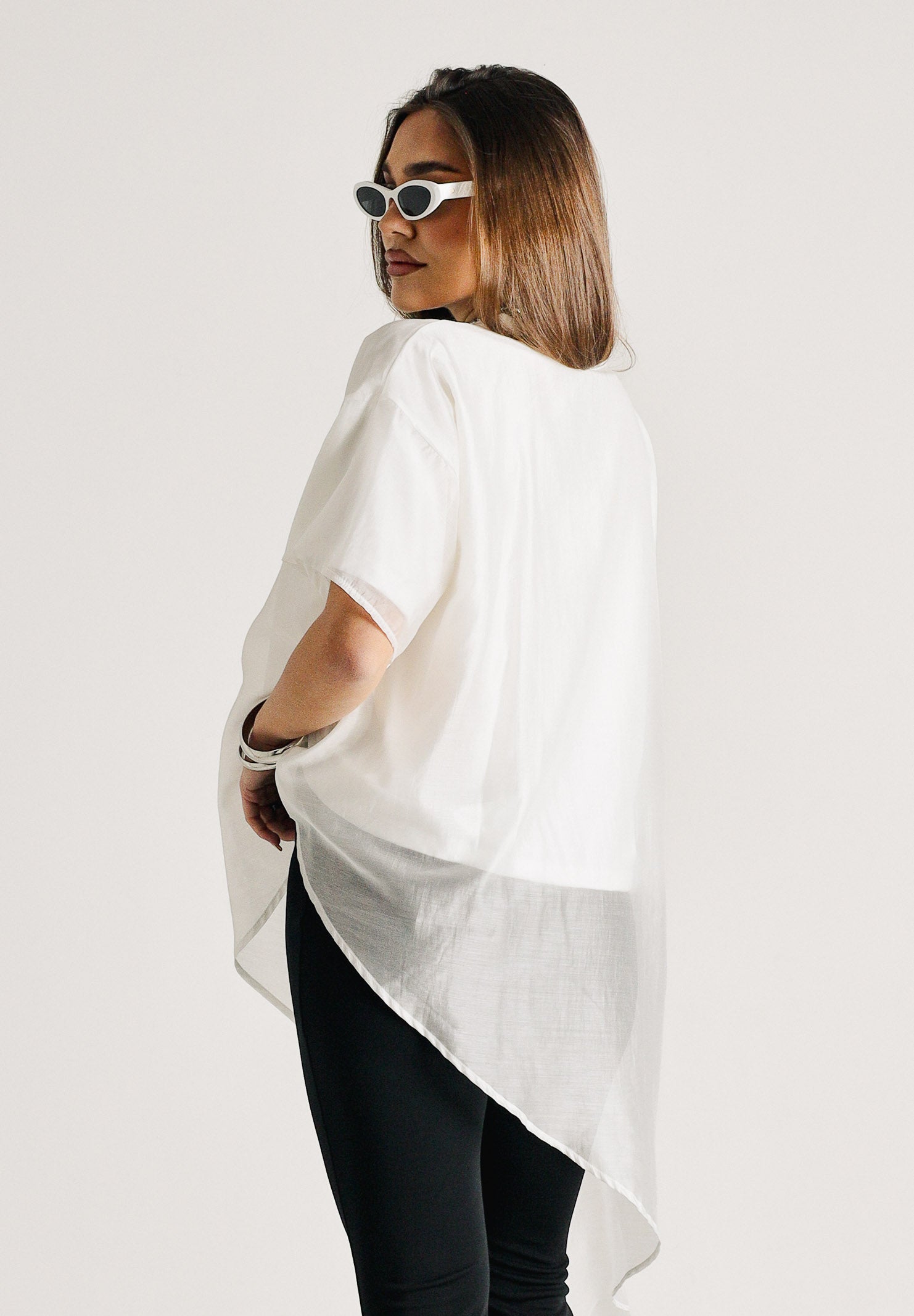 VICOLO T-shirt a manica corta bianca da donna in tessuto velato UAB018 BI VICOLO 