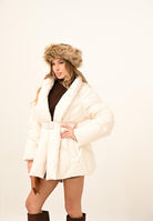 VICOLO Piumino panna da donna con cintura TF0087 A02 VICOLO 