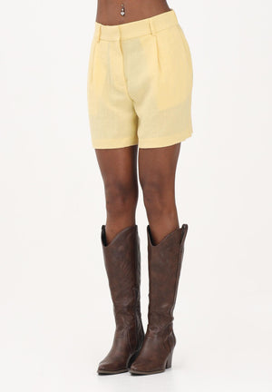 ONLY Shorts giallo da donna 15370279 SU ONLY 