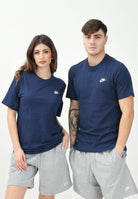 NIKE T-shirt a manica corta Nike Sportswear Club blu per uomo e donna AR4997 410 NIKE 