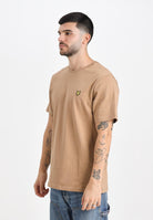 LYLE & SCOTT T-shirt a manica corta beige da uomo con patch logo TS400VOG X851 LYLE & SCOTT 