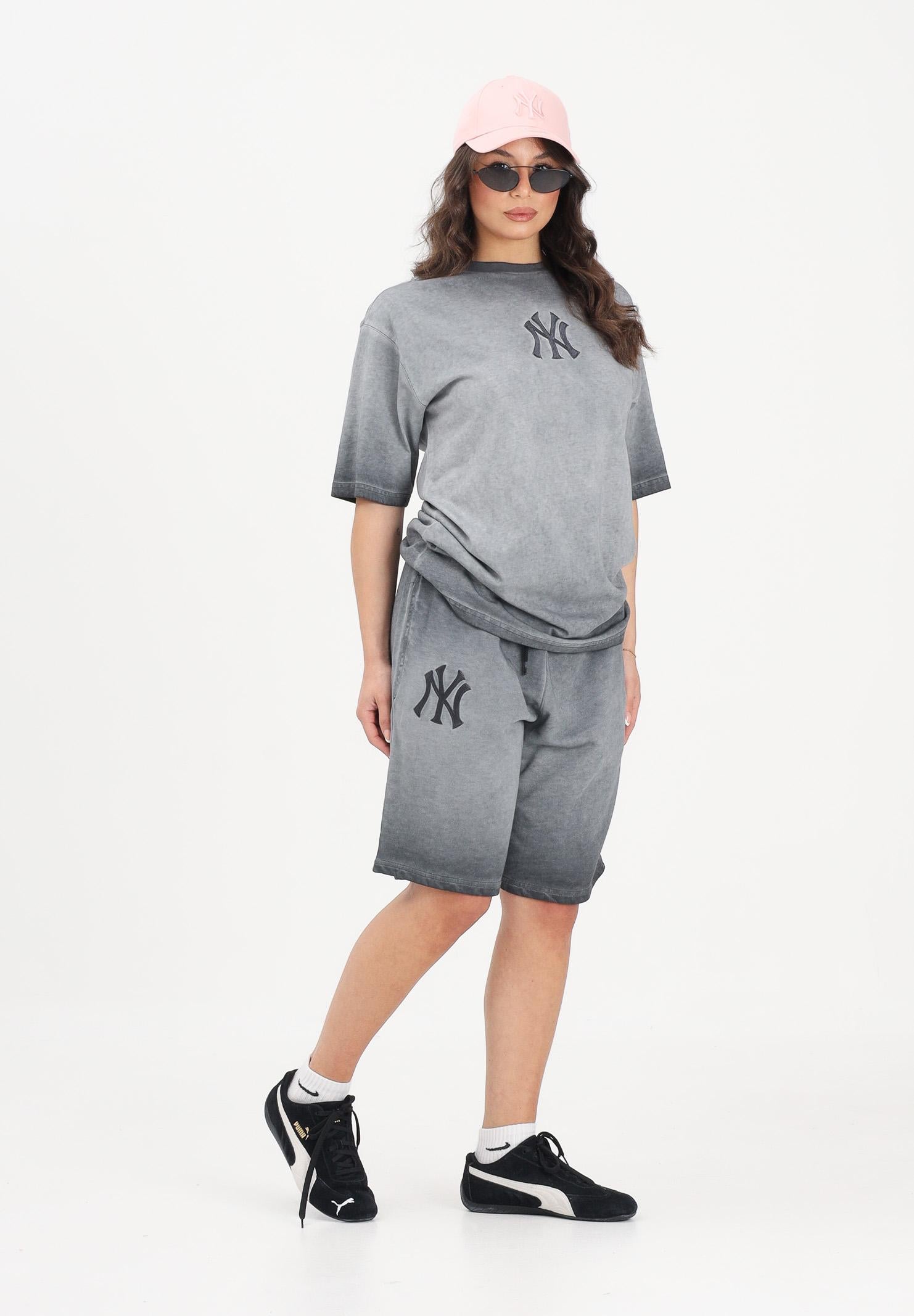 NEW ERA Shorts sportivo New York Yankees MLB Washed Logo grigio per uomo e donna 60856194 . NEW ERA 