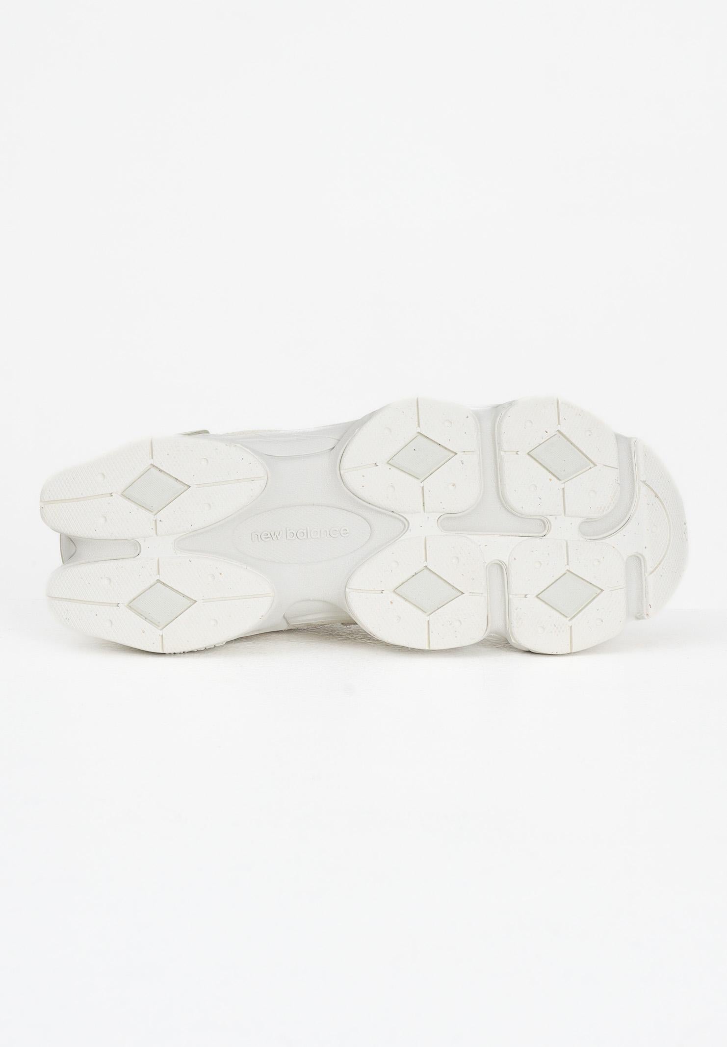 NEW BALANCE Sneakers 9060 panna per uomo e donna GC9060ER  NEW BALANCE 