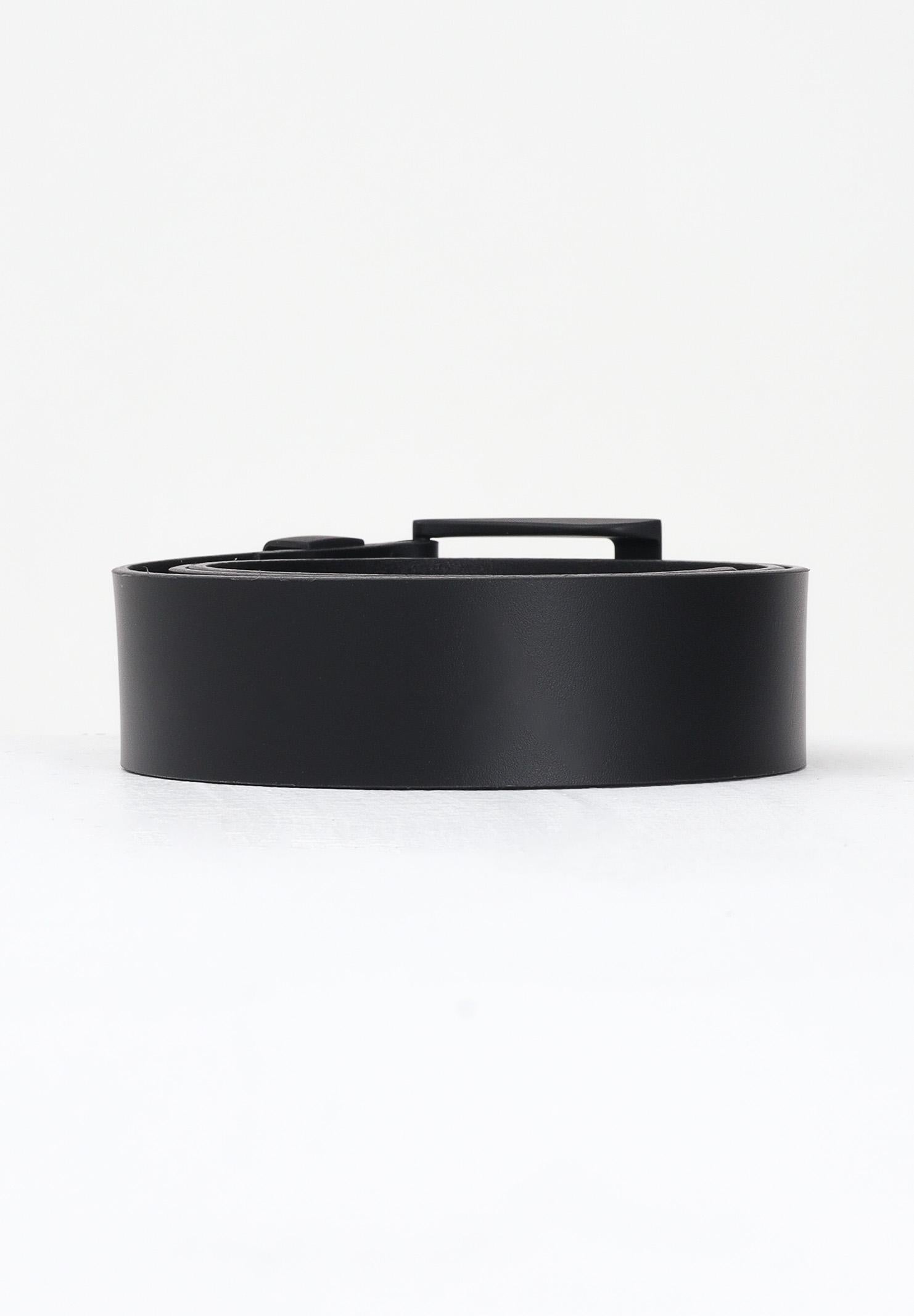 LEVI'S® Cintura Ashland nera per uomo e donna 38016-0034 . LEVI'S® 