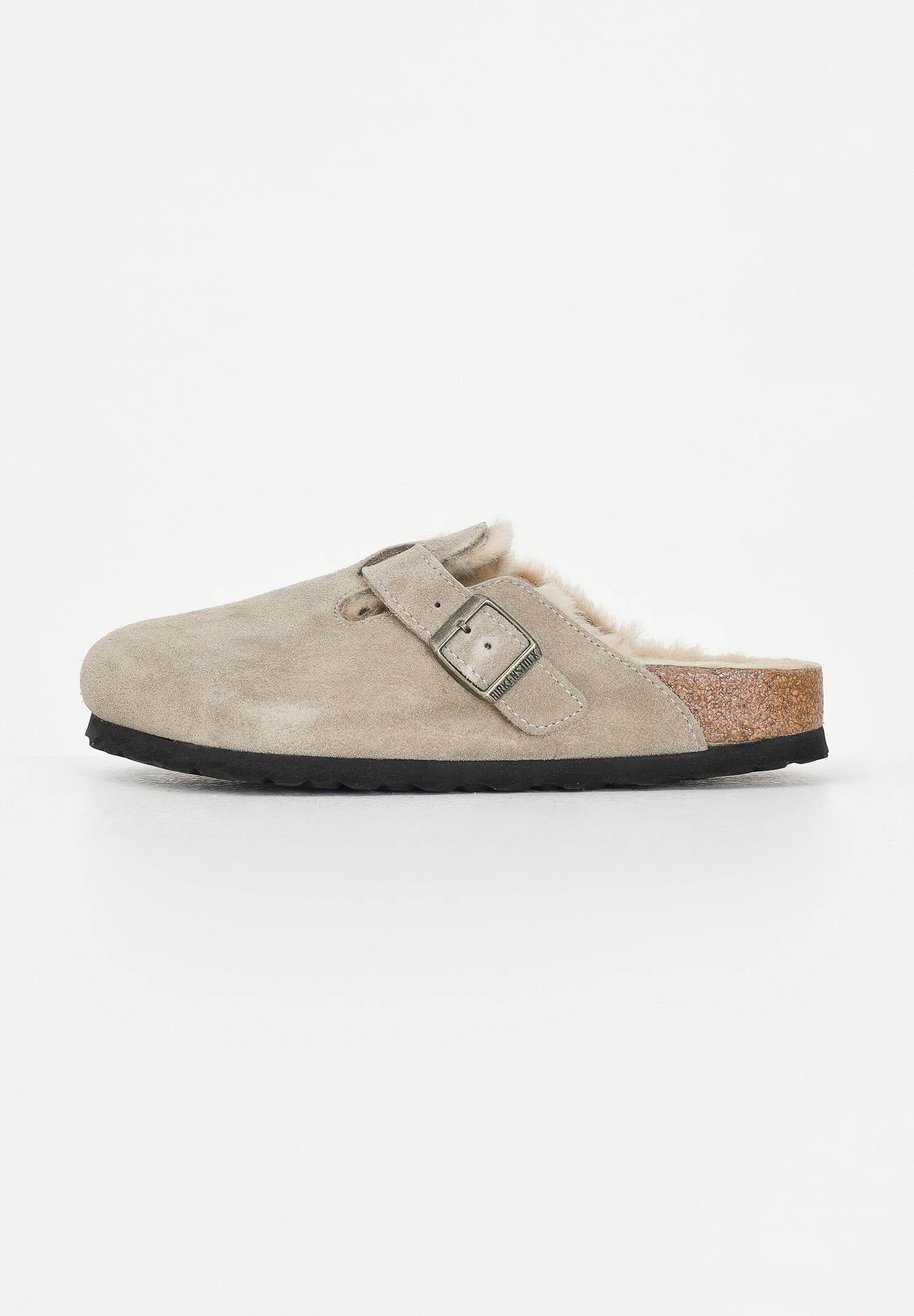 BIRKENSTOCK Ciabatte Boston con pelliccia beige per uomo e donna 1028299 . BIRKENSTOCK 