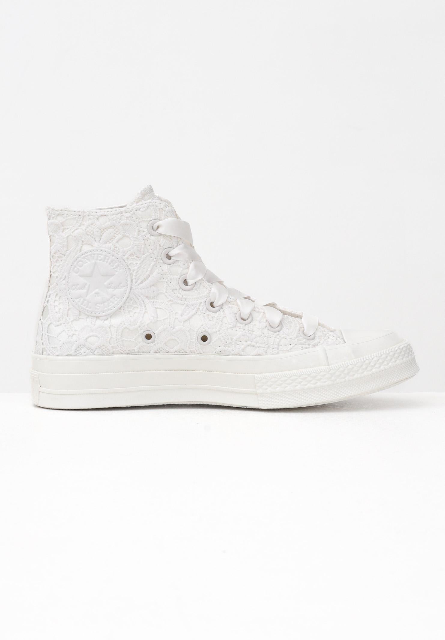 CONVERSE Sneakers Chuck 70 Crocheted Satin panna da donna A15081C . CONVERSE 