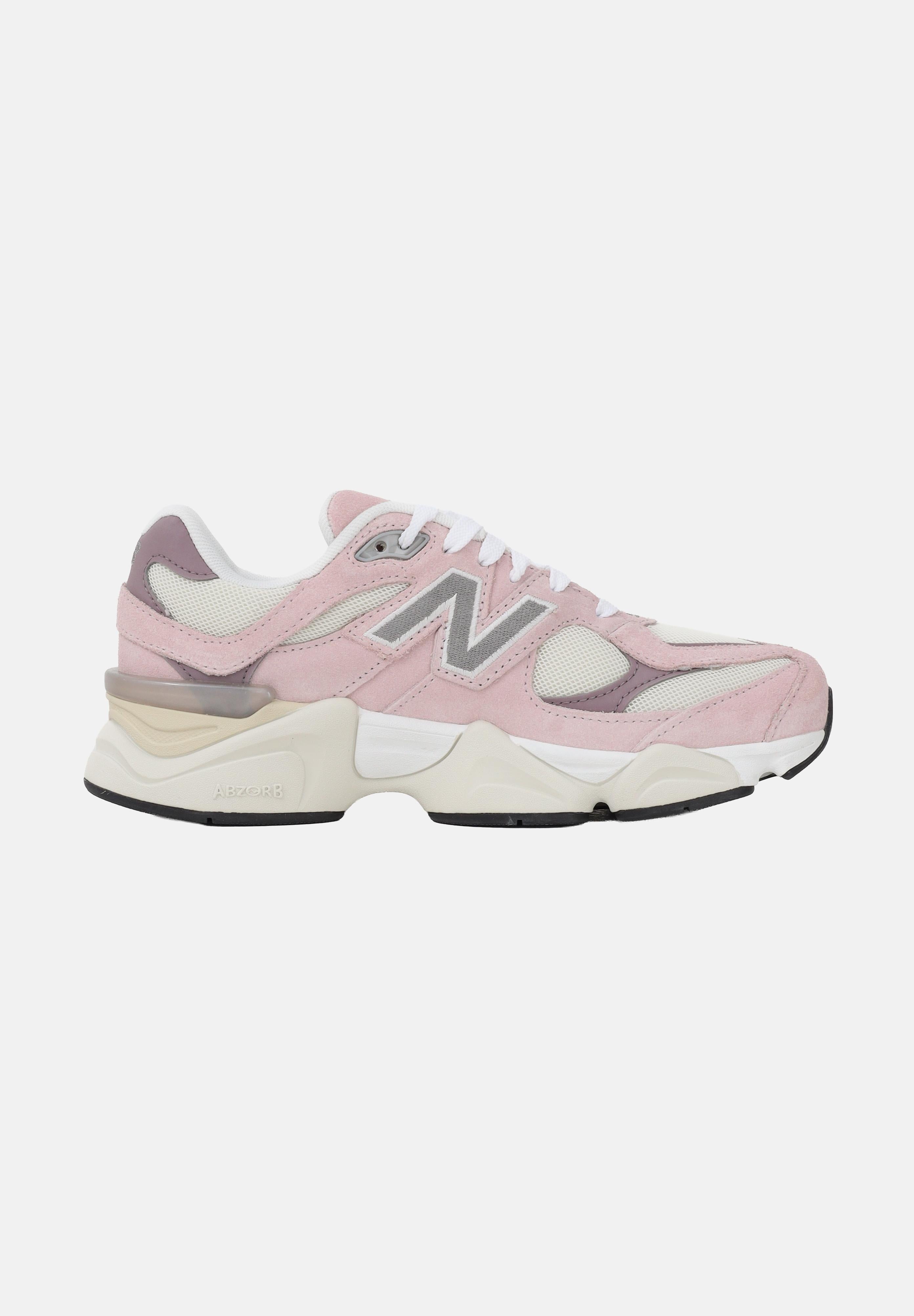 NEW BALANCE Sneakers 9060 rosa da donna GC9060BE . NEW BALANCE 