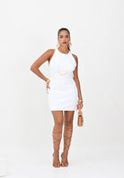 ELISABETTA FRANCHI Abito corto avorio da donna con accessorio in metallo dorato con charms AB80856E2 360 ELISABETTA FRANCHI 