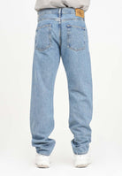 Jeans in denim blu chiaro da uomo con un lavaggio classico J30J327015 1A4 CALVIN KLEIN JEANS 