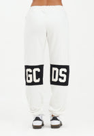 GCDS Pantalone sportivo bianco per donna, ragazzi e bambini con fascia a contrasto e logo B2JU3017BA2 15 GCDS 