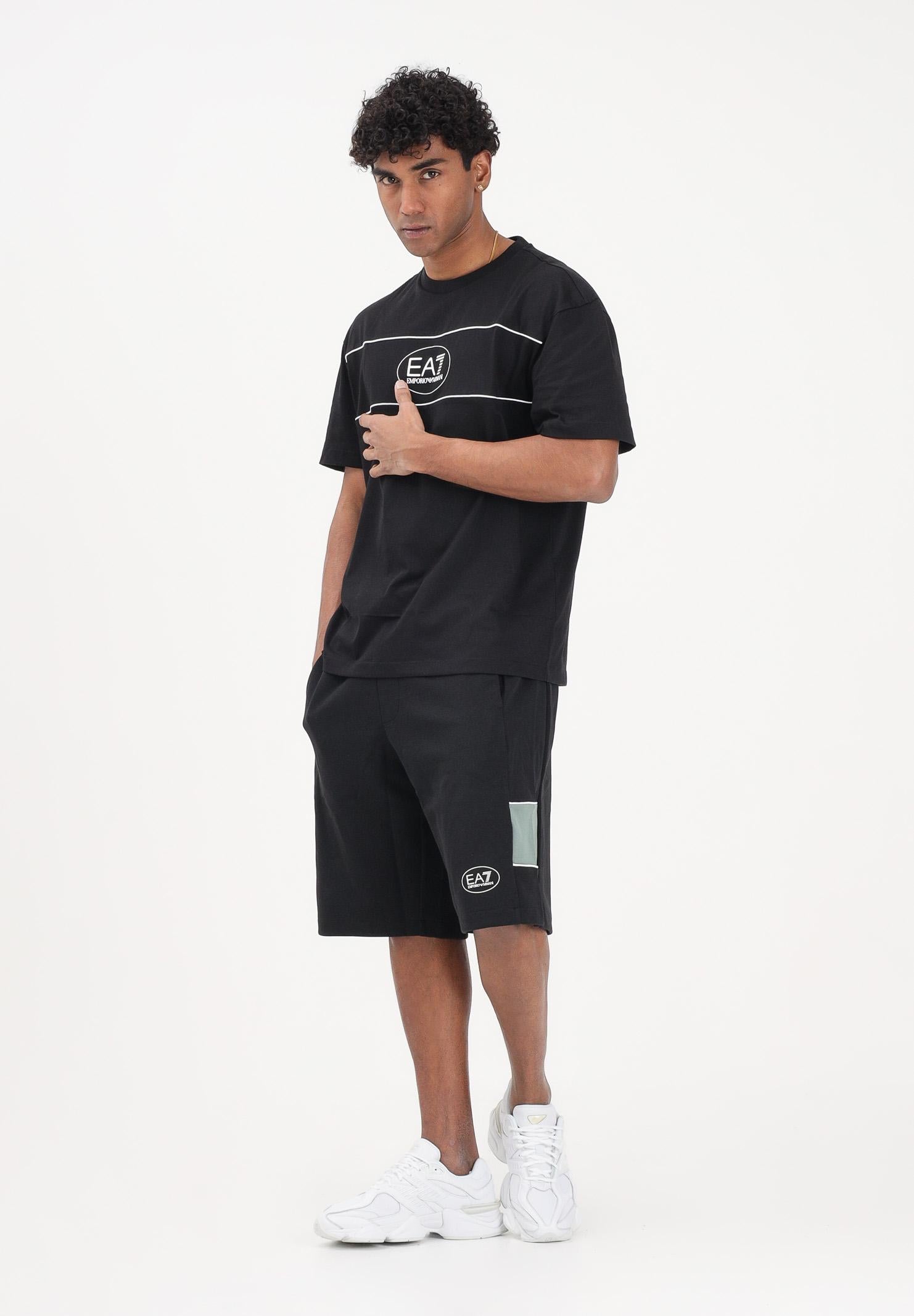 EA7 Shorts sportivo nero da uomo con inserti a contrasto laterali 7M001709AF12660 UC001 EA7 