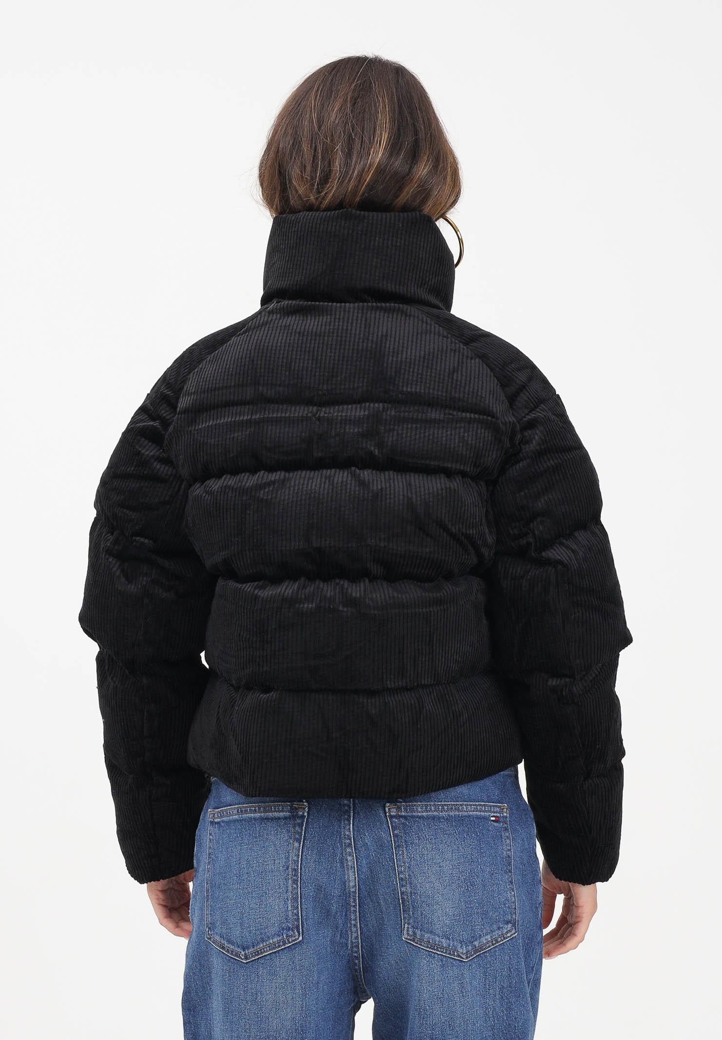 PUMA Piumino in velluto a coste Wardrobe Essentials nera da donna 632171 01 PUMA 