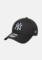 NEW ERA Cappello con visiera 9FORTY New York Yankees MLB League Essential nero per uomo e donna 60771707 . NEW ERA 