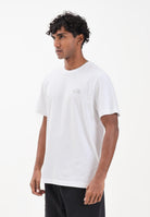 THE NORTH FACE T-shirt a manica corta NSE bianca da uomo NF0A8C4VU2H1 . THE NORTH FACE 