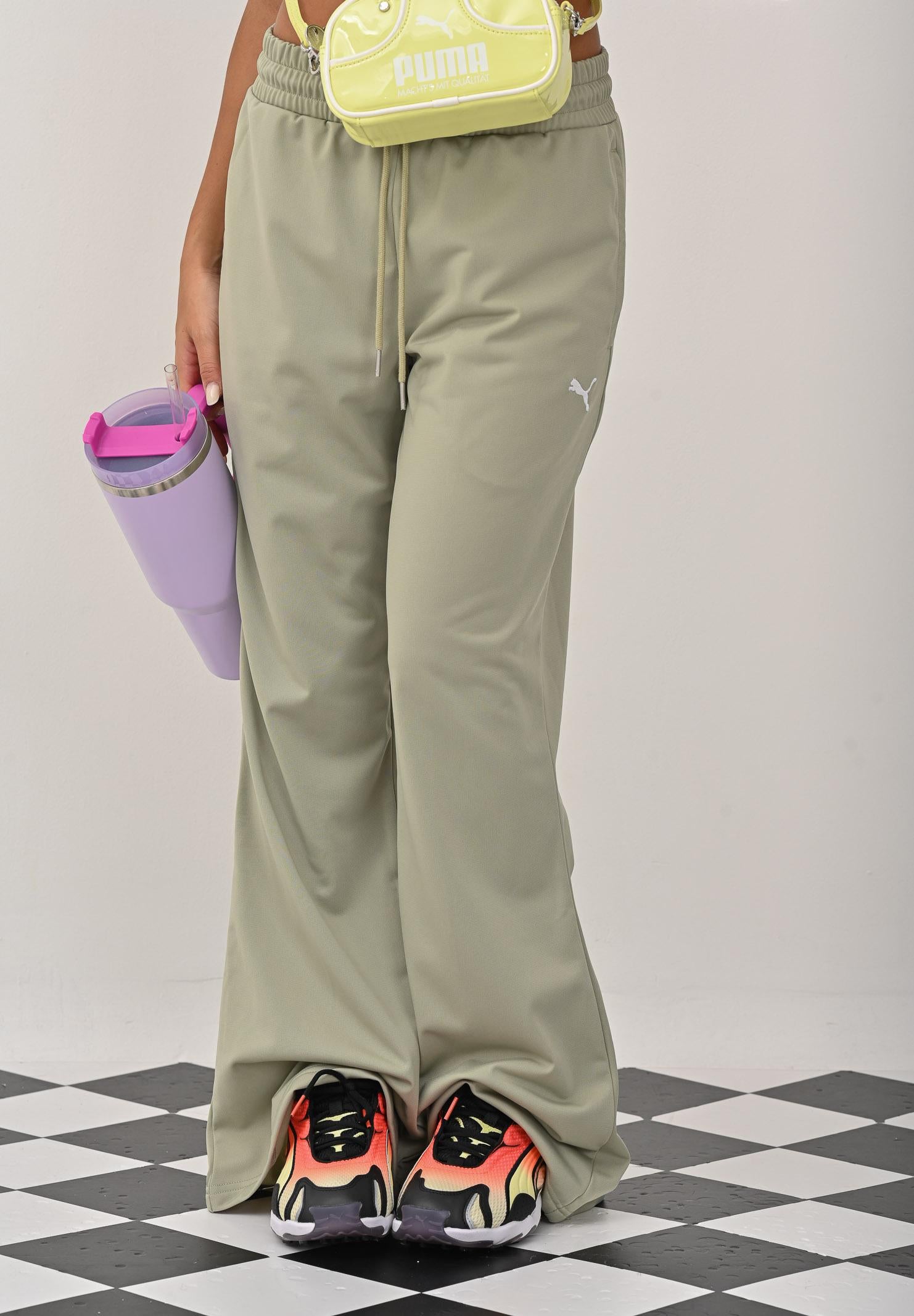 PUMA Pantalone sportivo Wardrobe Essentials verde da donna 632045 82 PUMA 