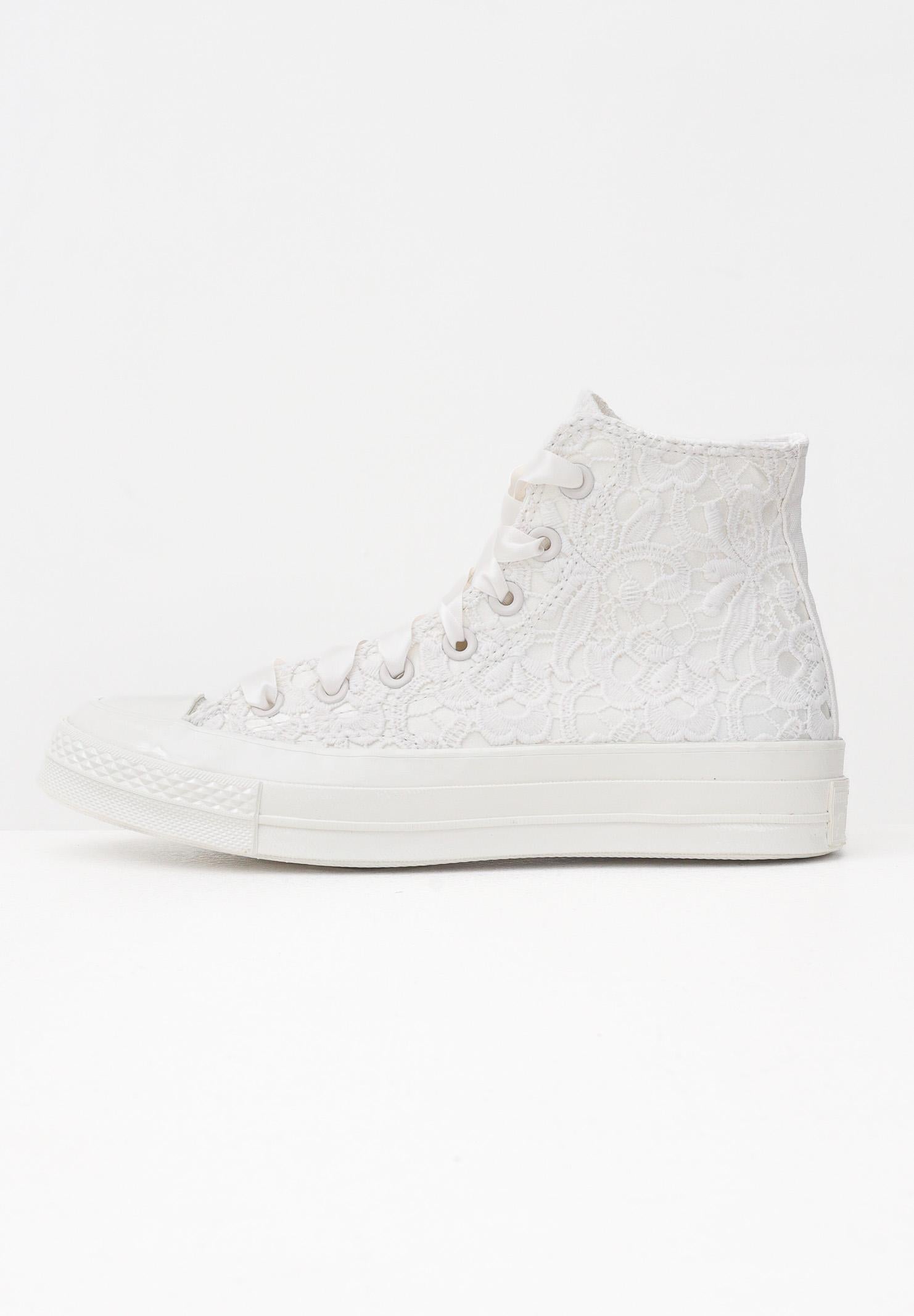 CONVERSE Sneakers Chuck 70 Crocheted Satin panna da donna A15081C . CONVERSE 