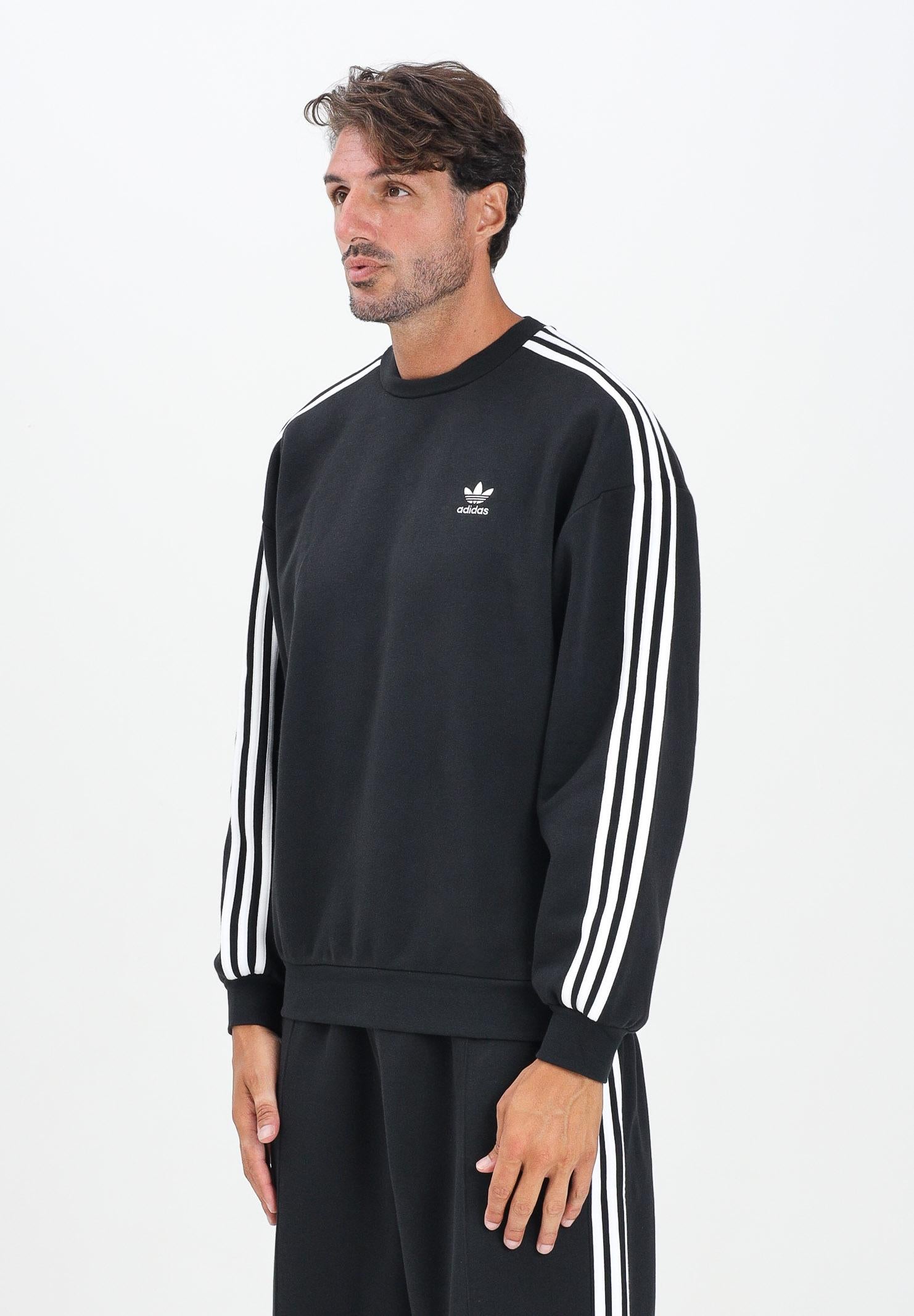 ADIDAS ORIGINALS Men's Adicolor Oversized Crew Sweatshirt in Black
