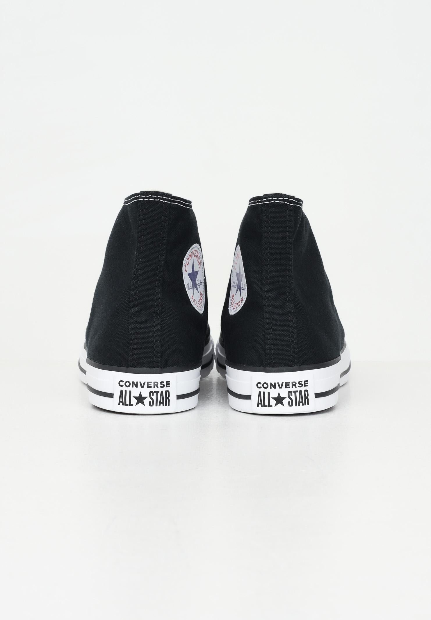 Sneakers CHUCK TAYLOR ALL STAR CLASSIC nere per uomo e donna M9160C . CONVERSE 