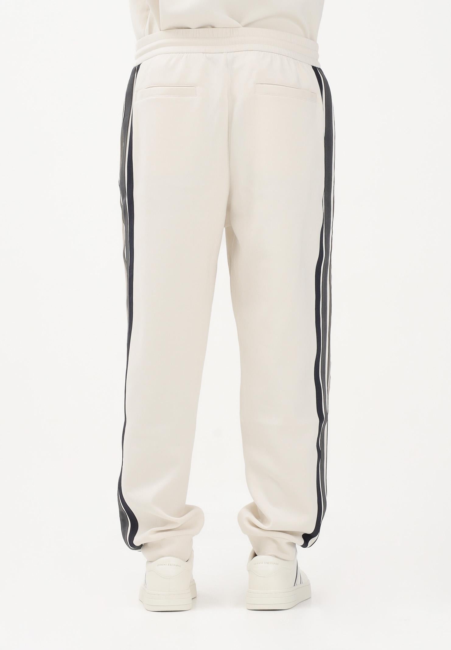 ARMANI EXCHANGE Pantalone sportivo panna da uomo con bande a contrasto XM002324AF10818 U1074 ARMANI EXCHANGE 