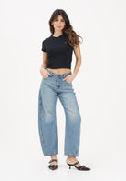 LEVI'S Jeans Baggy Barrel Modello Dad in denim medio da donna 0039A-0002 . LEVI'S® 
