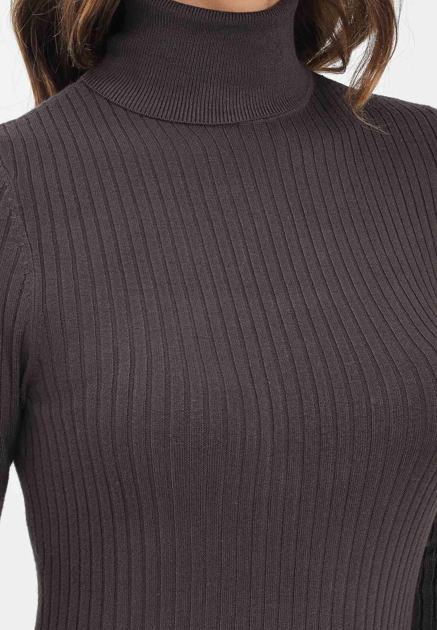 ONLY Maglioncino a collo alto marrone da donna 15165075 ChocolateTorte ONLY 