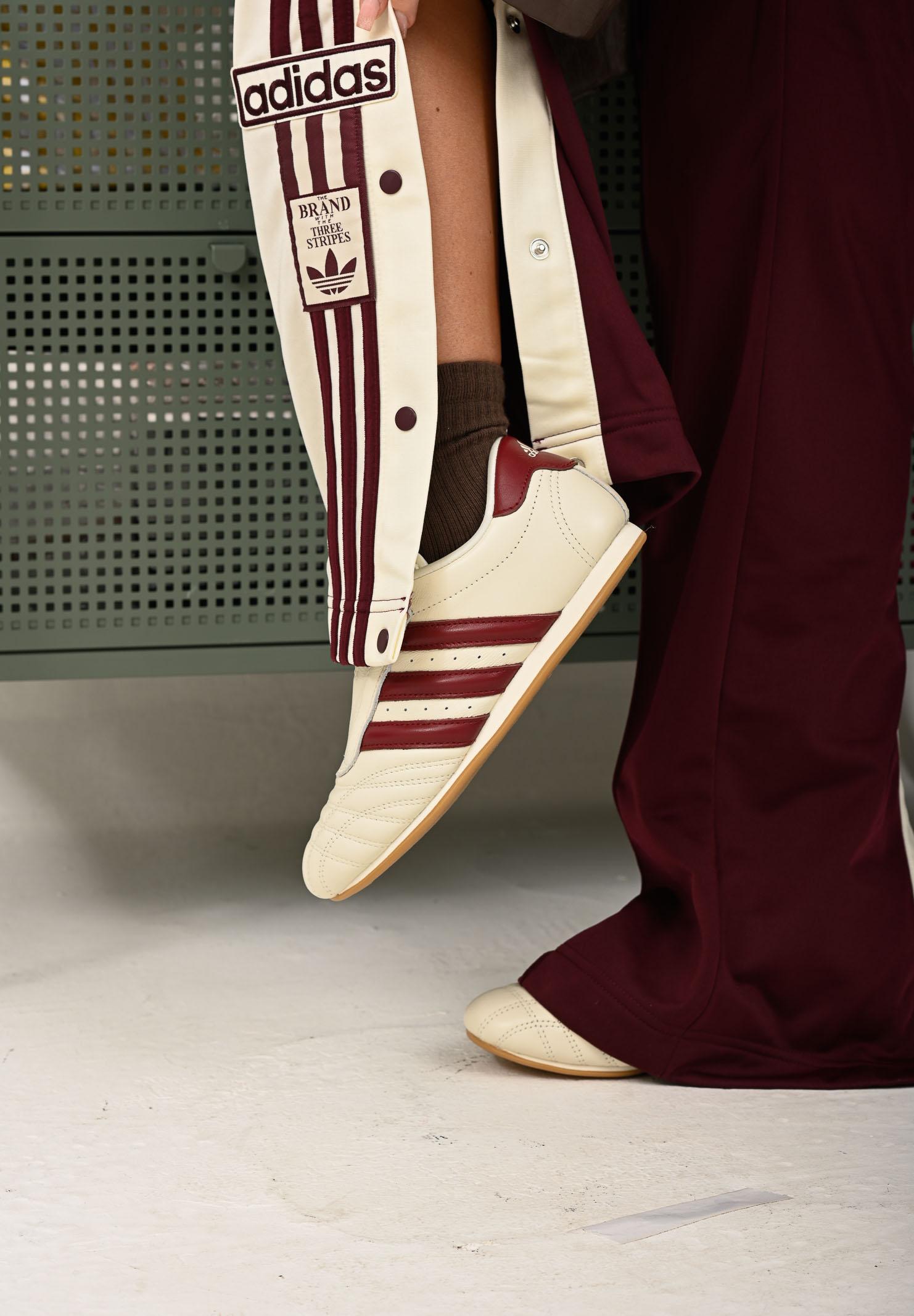 ADIDAS ORIGINALS Sneakers Taekwondo panna e bordeaux per uomo e donna JS4527  ADIDAS ORIGINALS 