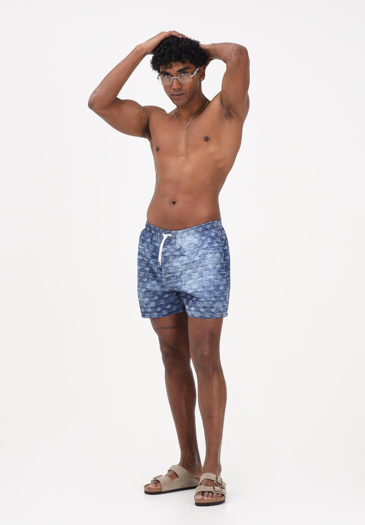 DSQUARED2 Shorts mare blu da uomo con stampa monogram effetto denim D7B626810 454 DSQUARED2 