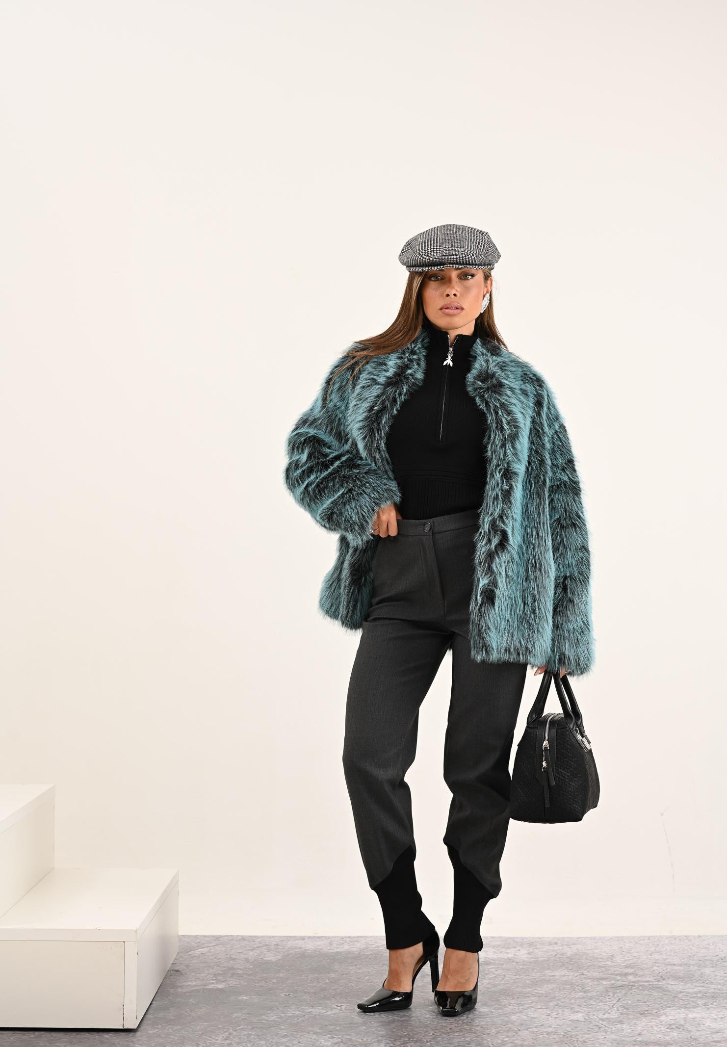 PATRIZIA PEPE Dolcevita nero da donna con zip 8K0323K274 K103 PATRIZIA PEPE 