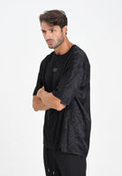 VERSACE JEANS COUTURE T-shirt a manica corta nera da uomo con inserti sul retro e sulle maniche in raso logato 79GAH610J0001 899 VERSACE JEANS COUTURE 