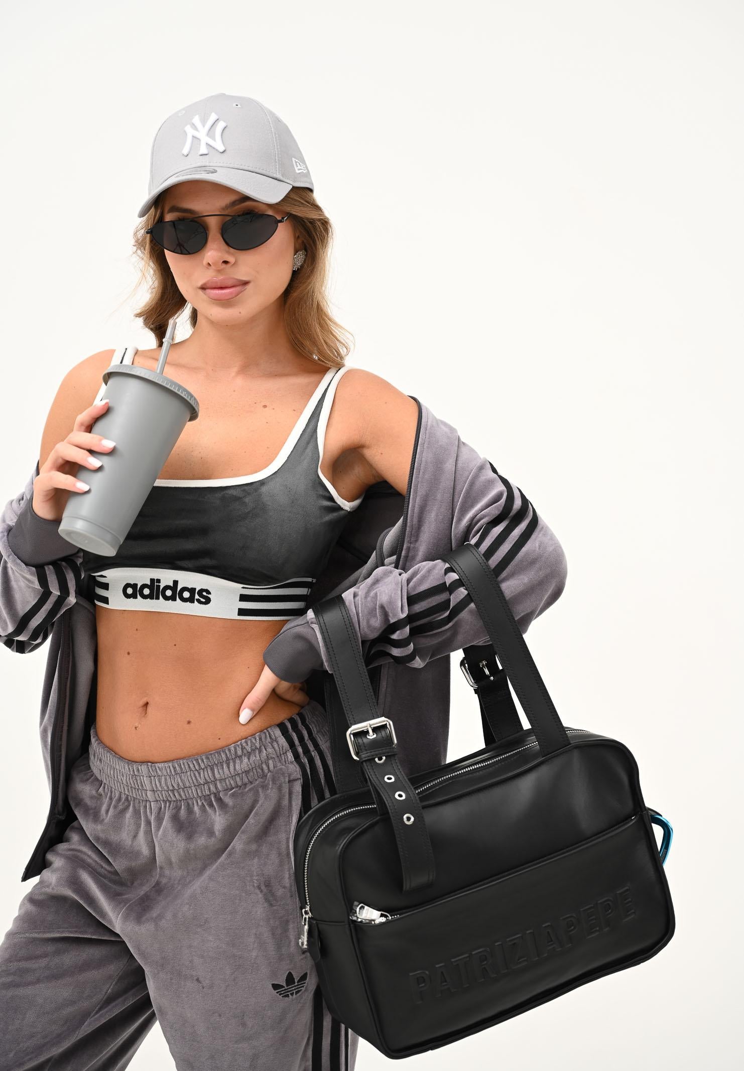 ADIDAS ORIGINALS Top sportivo Winterized in velluto grigio da donna JW7282  ADIDAS ORIGINALS 