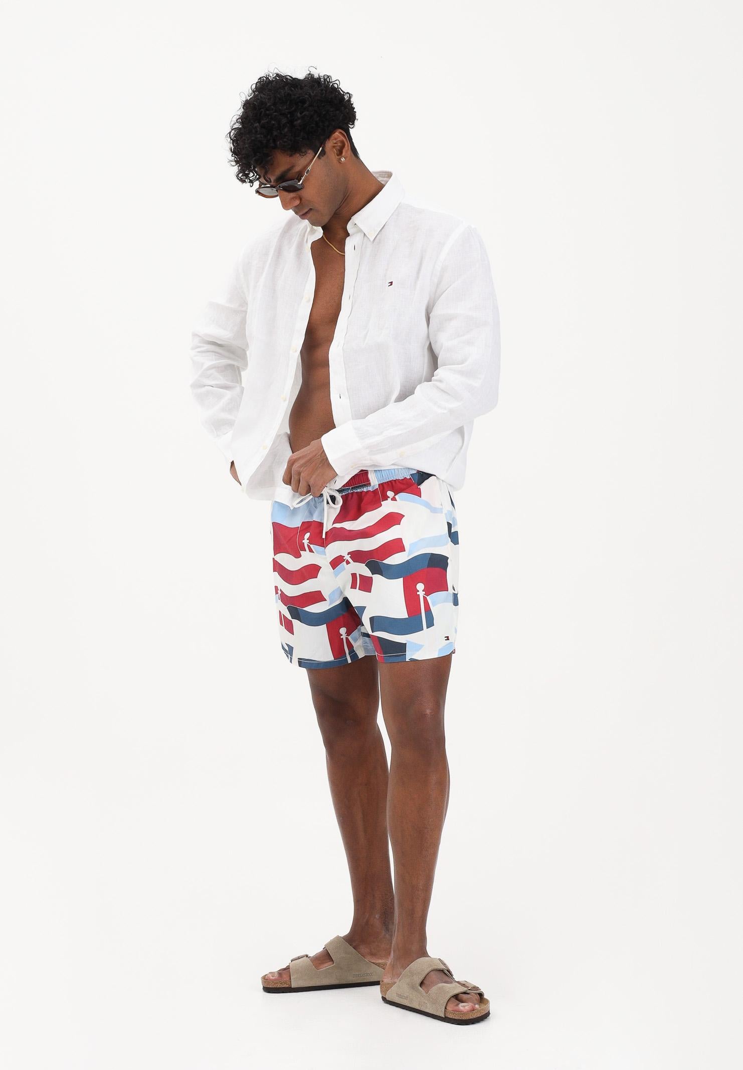 TOMMY HILFIGER Shorts mare multirocolor da uomo con stampa UM0UM03491 01W TOMMY HILFIGER 