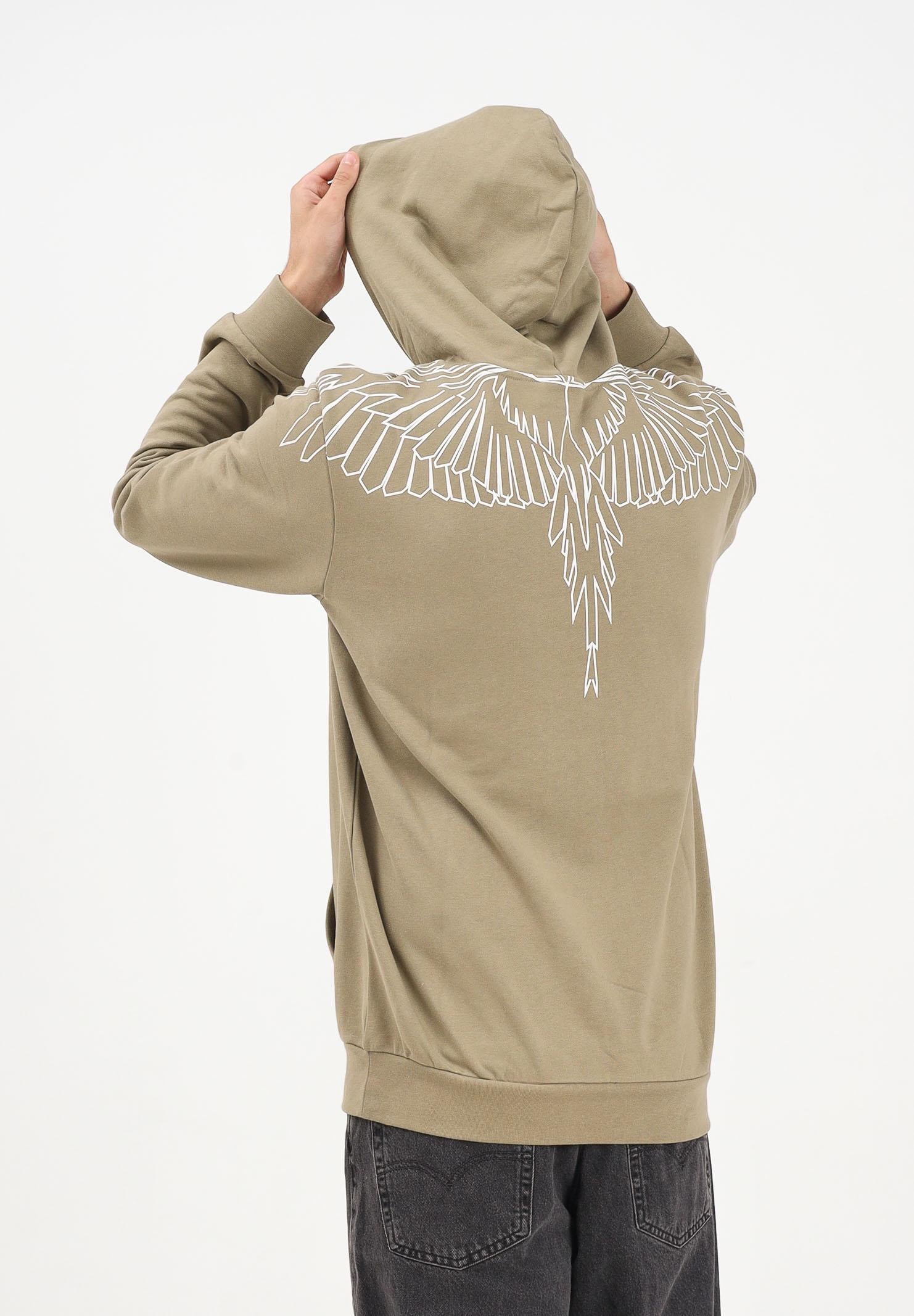 MARCELO BURLON COUNTY OF MILAN Felpa con cappuccio color kaki da uomo con grafica ali F5CAMAHS002 956 MARCELO BURLON COUNTY OF MILAN 