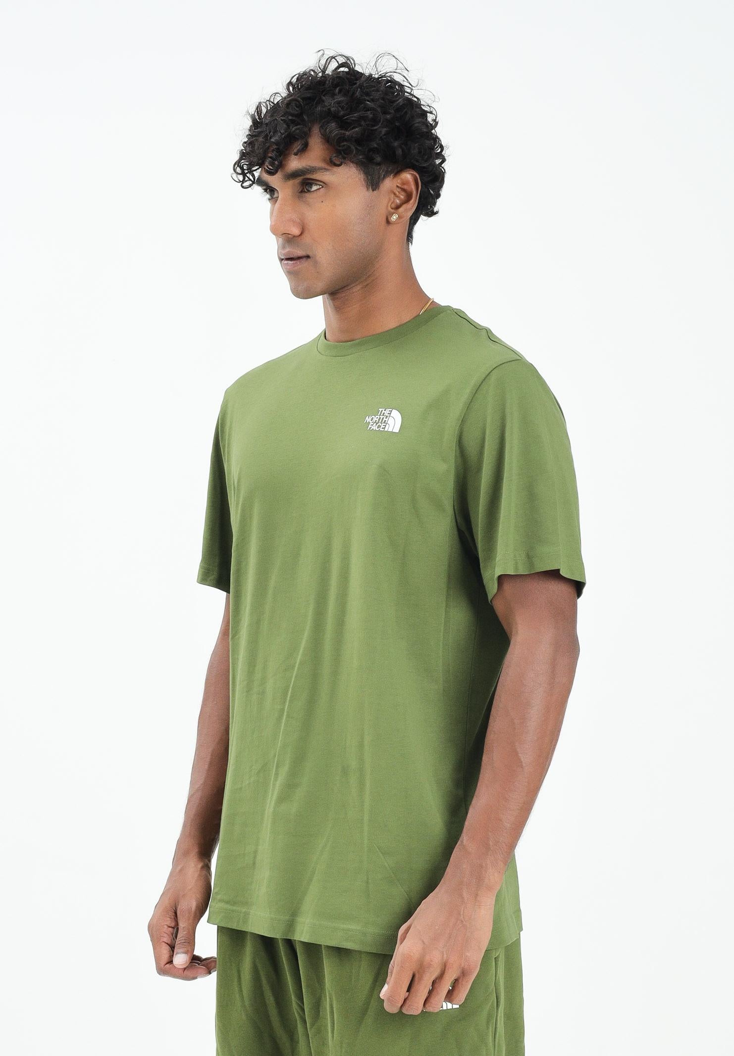 THE NORTH FACE T-shirt a manica corta NSE Reflective Box verde da uomo NF0A87NPDIW1 . THE NORTH FACE 