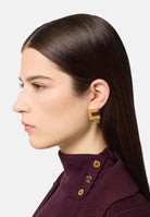 ELISABETTA FRANCHI Orecchini oro da donna con charms a doppio logo<BR/> OR03K56E2 U95 ELISABETTA FRANCHI 