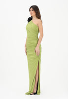 SHIT Abito lungo verde da donna con scollo asimmetrico impreziosito da spilla SH26012 AV SHIT 