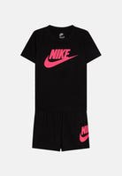 Completino CLUB TEE nero da bambina con stampa logo fluo 86L596 A1U NIKE 