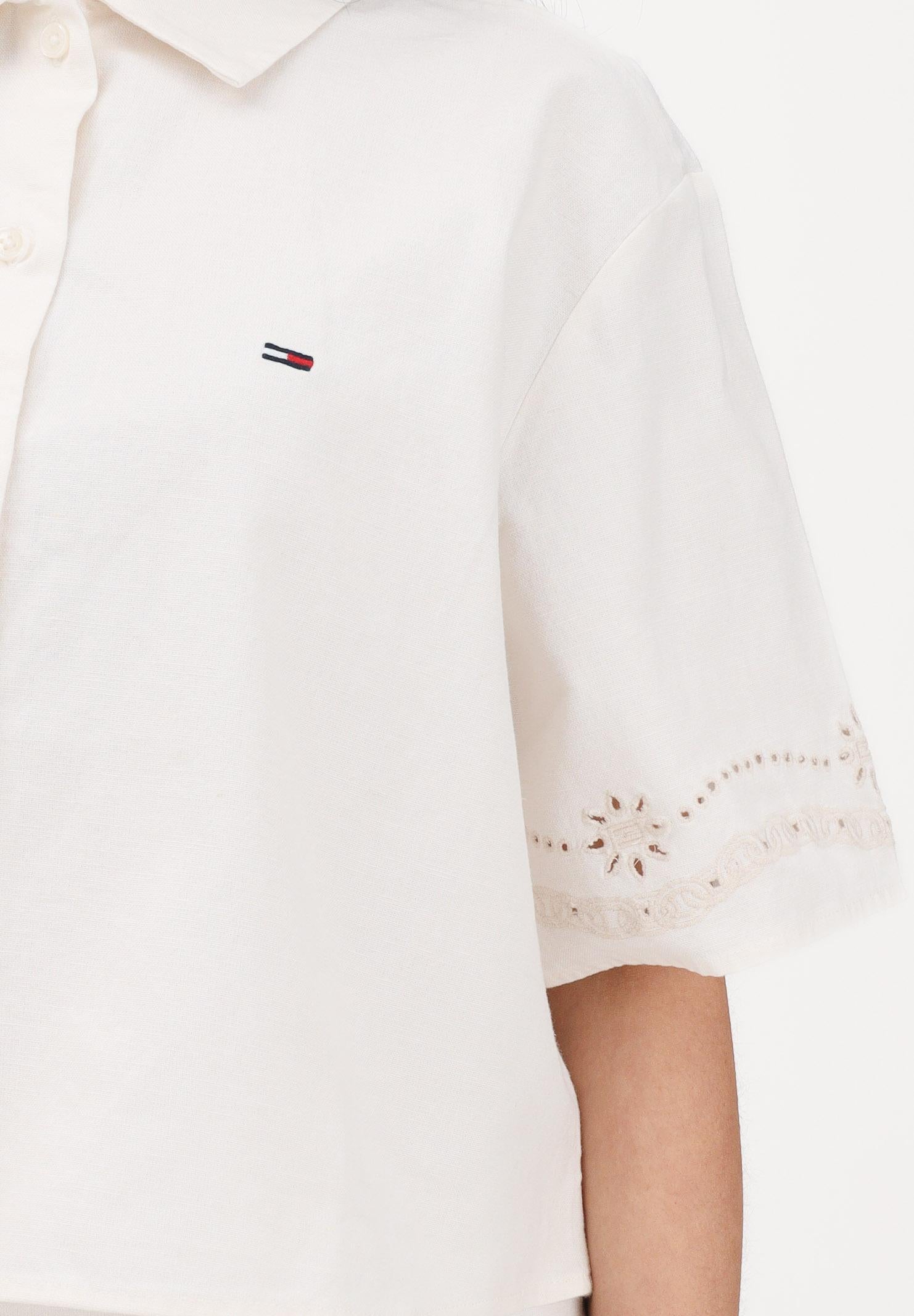 TOMMY JEANS Camicia a manica corta panna da donna con ricamo logo DW0DW22214 YBH TOMMY JEANS 
