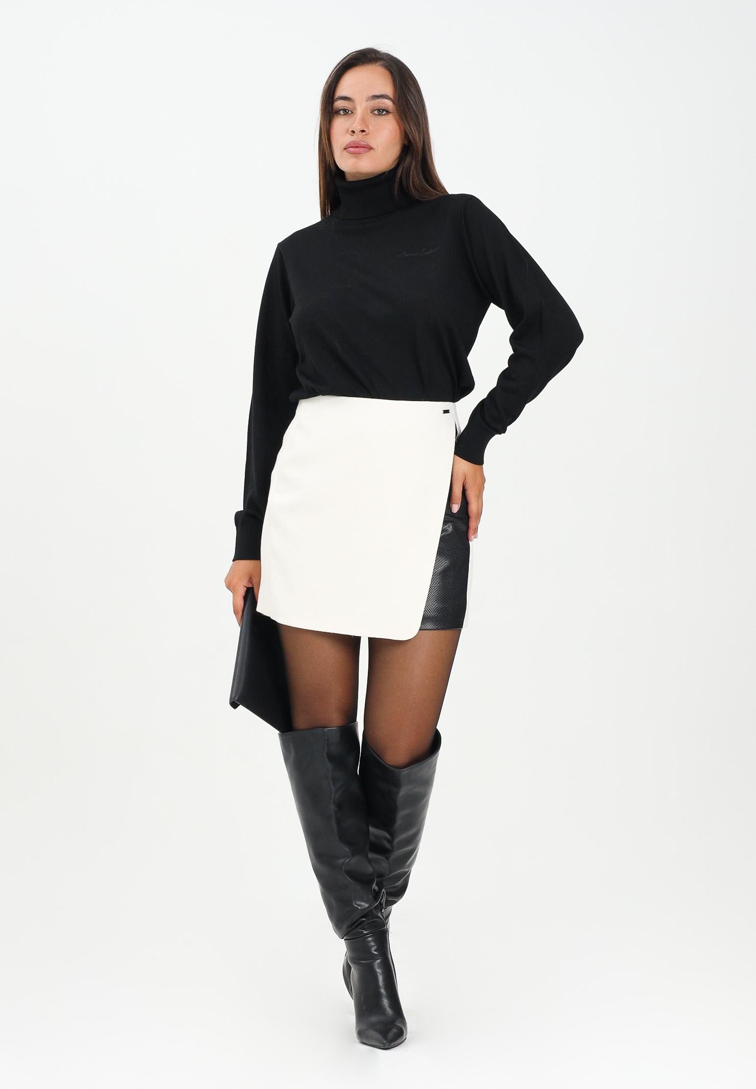 ARMANI EXCHANGE Gonna corta panna da donna con inserto in ecopelle nera XW001030AF16209 M0001 ARMANI EXCHANGE 