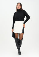 ARMANI EXCHANGE Gonna corta panna da donna con inserto in ecopelle nera XW001030AF16209 M0001 ARMANI EXCHANGE 