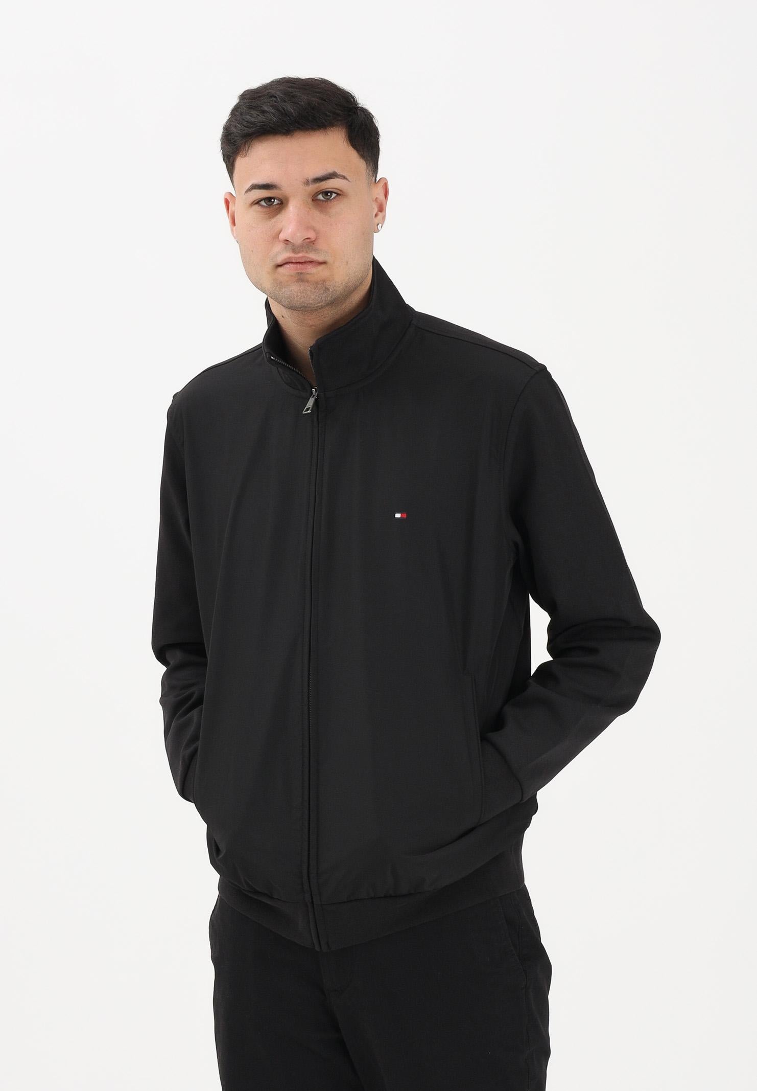 TOMMY HILFIGER Giacca a vento nera da uomo con logo MW0MW41758 BDS TOMMY HILFIGER 