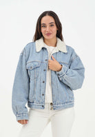 LEVI'S® Montone Sherpa Trucker anni '90 in denim da donna A4435-0010 . LEVI'S® 
